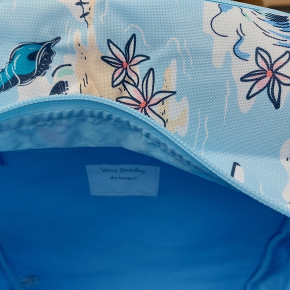 Beach Treasures LightenUp Essential Large Backpack Stay Cooler lunch bag NWT - Picture 2 of 7